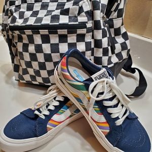 SALE! ⭐️ Vans Ultra Cush Women's 6
